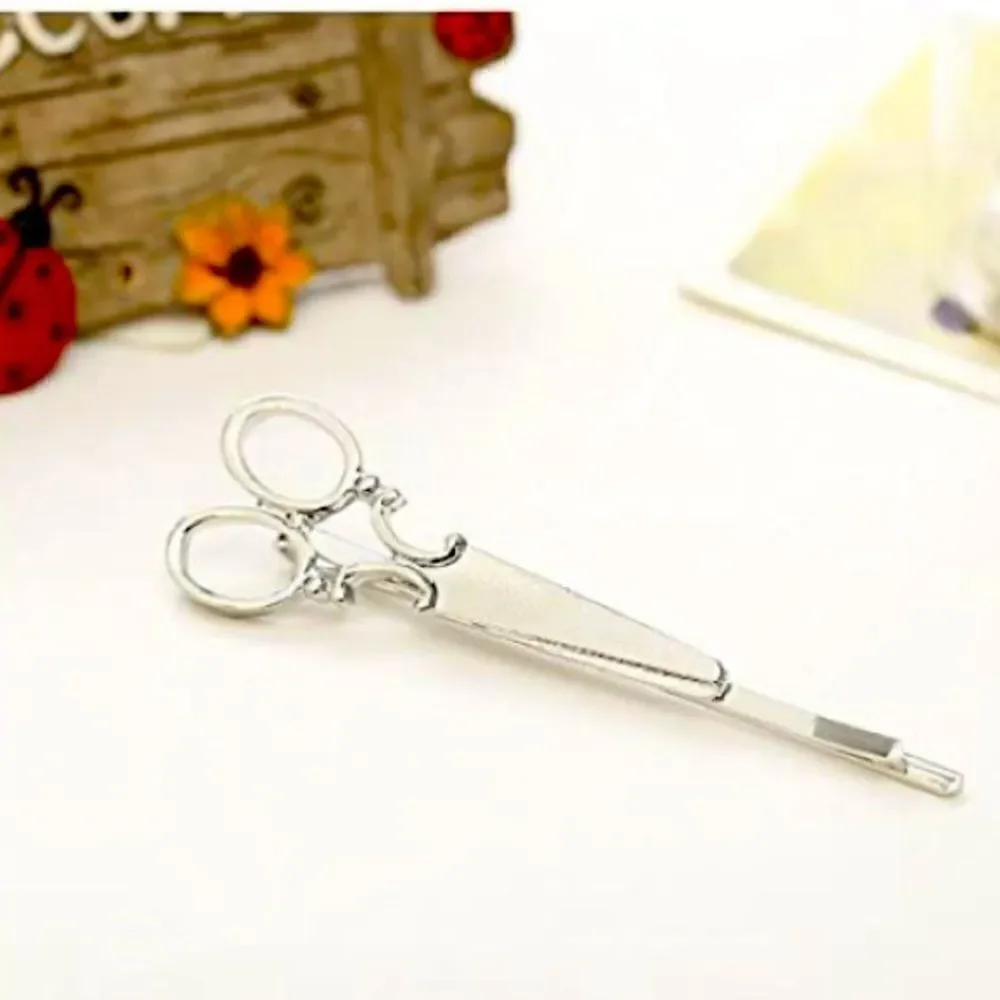 LAAT PAIR ✨ 🆕 ✨GOLD Pair of Hairstylist 💇‍♀️ Scissors Hairpins ✂️ ✨